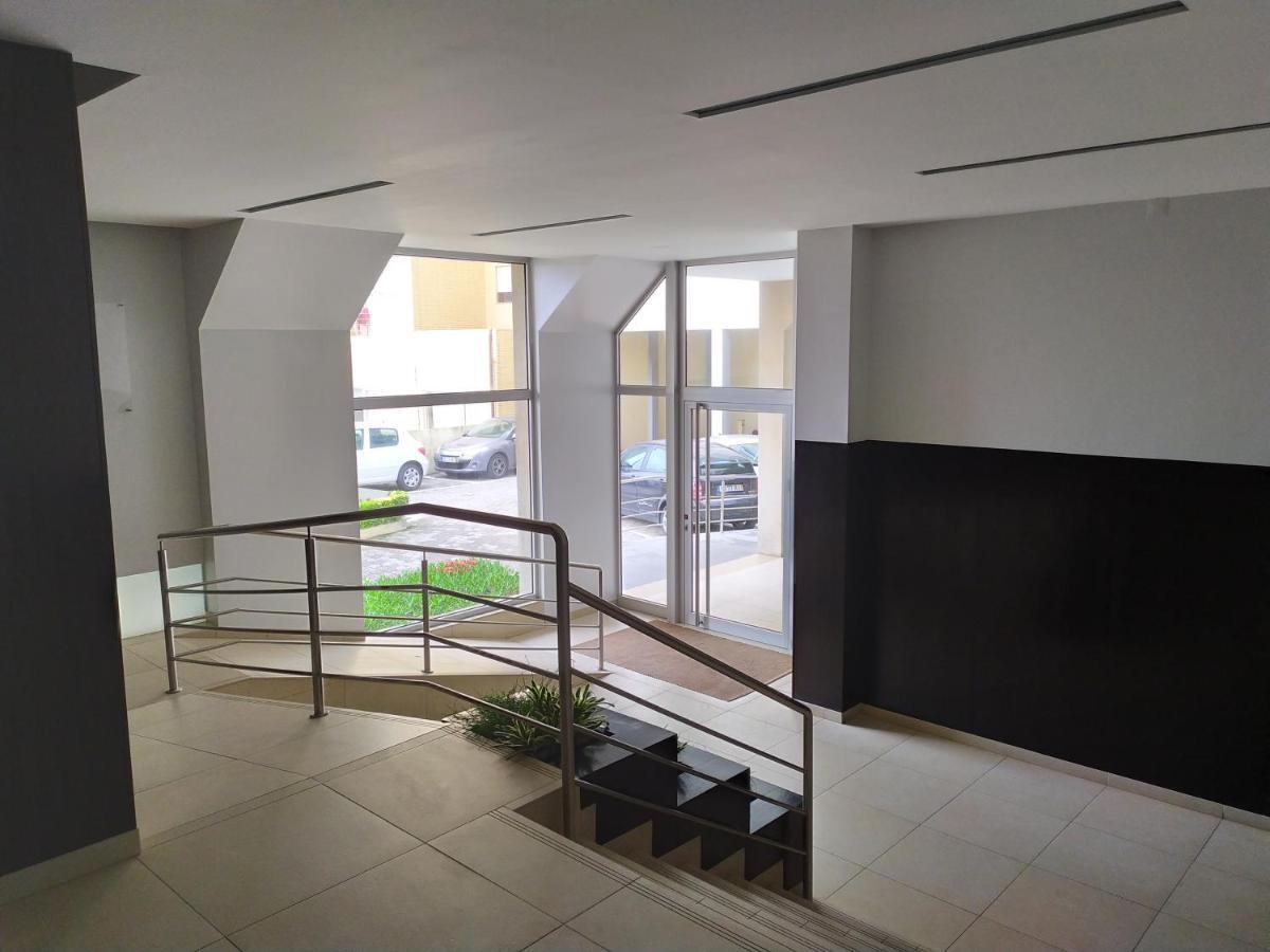 Eca De Queiros Apartment โปโว เดอ วาร์ซิม ภายนอก รูปภาพ